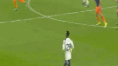 “周六023德甲对决：勒沃库森对阵门兴赛前分析”