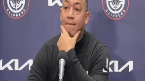 “蒂尔尼强调职业态度至上，追溯足球梦想起始于童年时光。”