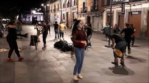 安东尼坦言骑士成我们强劲对手，岂料竞将夺冠良将JR与香波特轻易让给对方！